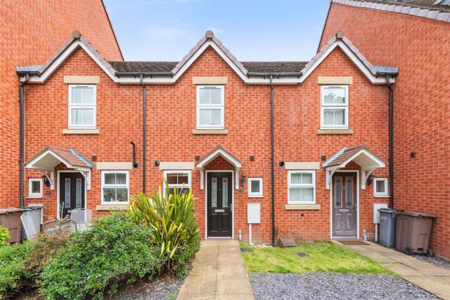 Thumbnail Terraced house to rent in Snitterfield Drive, Shirley, Solihull