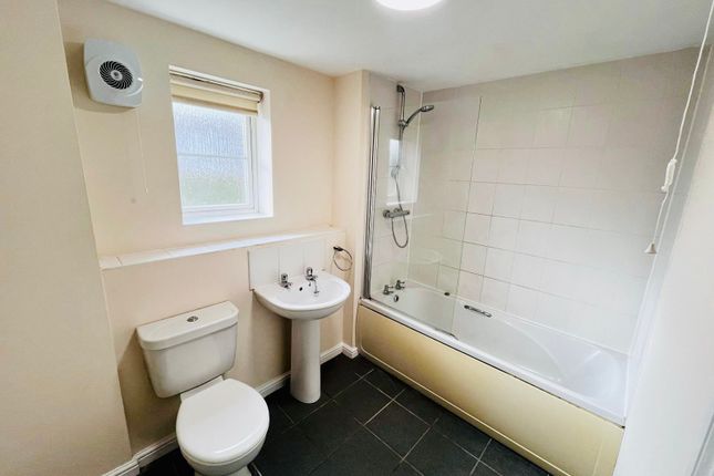 65, Great Yarmouth photo 5