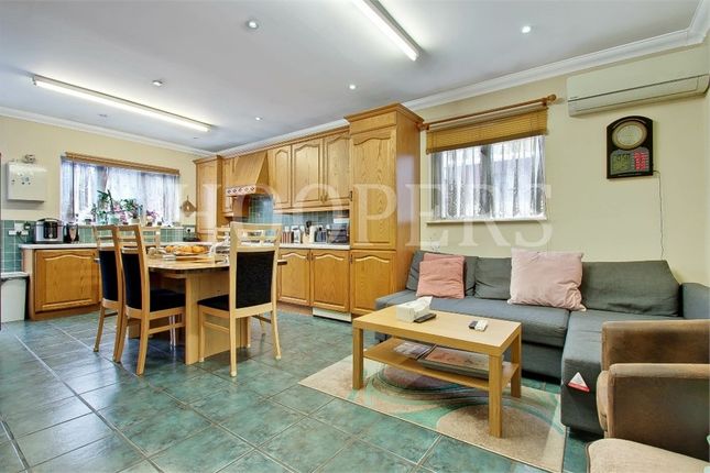 4-bed house on 290, North Circular Road, London, £650,000