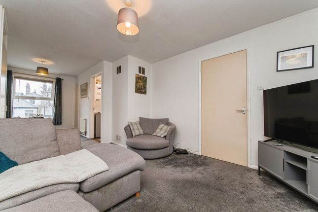 5, Allhallows Court, Exeter photo 4