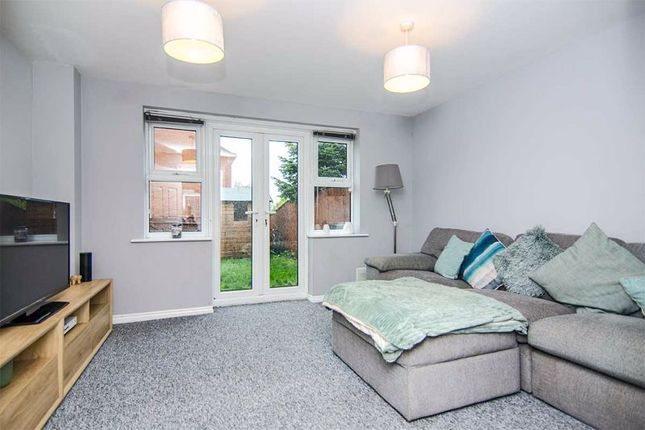 4, Chichester Close, Rugeley photo 2