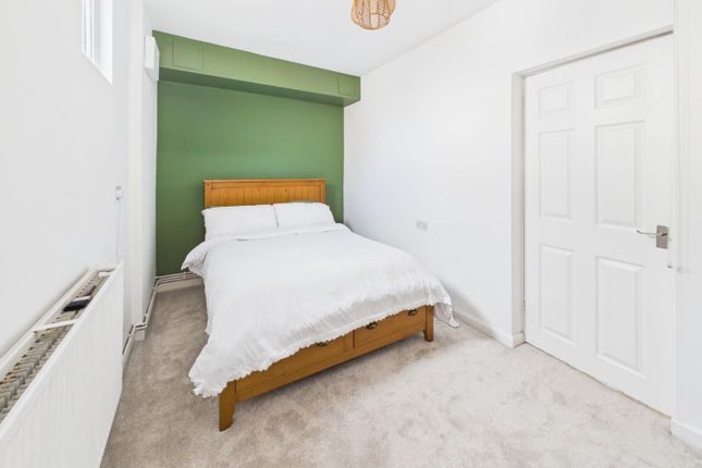 2A, Verrier Road, Bristol photo 4