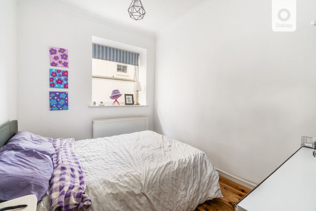 Flat for sale in Chain Pier House, Marine Parade, Brighton
