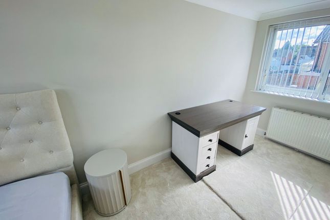 Room 2, Nottingham photo 4