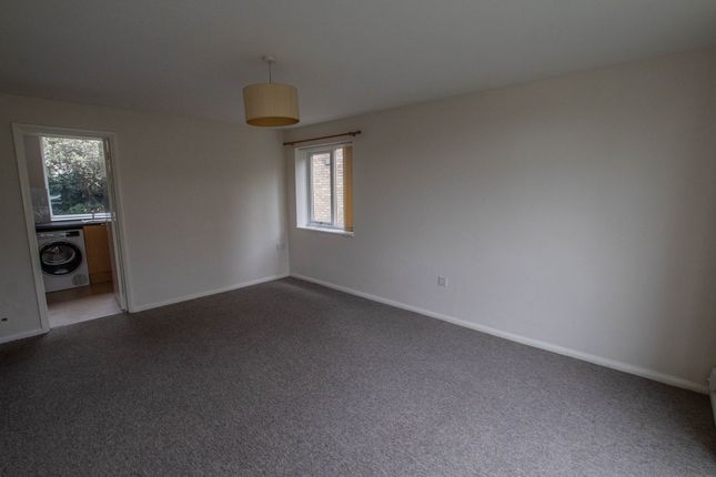 20, Lilac Court, Cambridge photo 3
