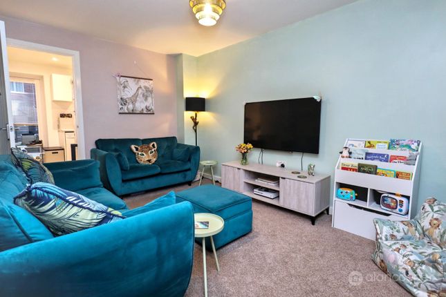 78, Julius Way, Nuneaton photo 2