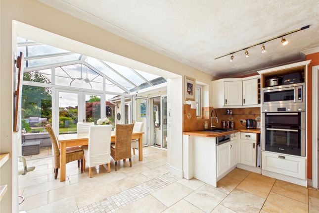 15, Lords Meadow View, Pembrokeshire photo 3