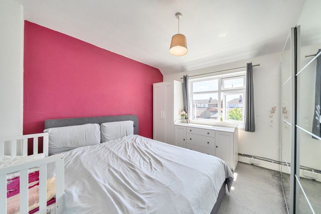 19, Hollywood Gardens, Hayes photo 4