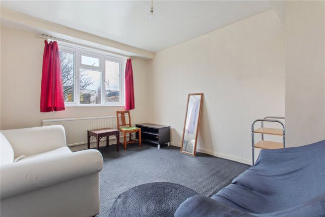 284 Trelawney Estate,, Paragon Road, London photo 2