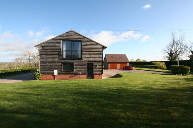 Barn conversion to rent in Ombersley Road, Hawford, Worcester