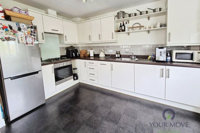 30, Kensington Way, East Sussex photo 3