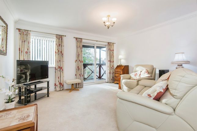 Flat for sale in Bell Street, Romsey