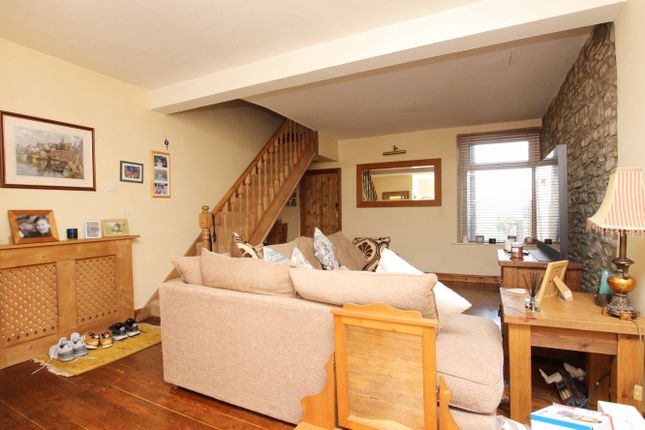 45, Swan Street, Llantrisant photo 4