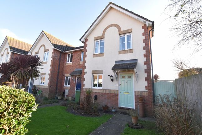 End terrace house for sale in Peregrine Close, Hythe