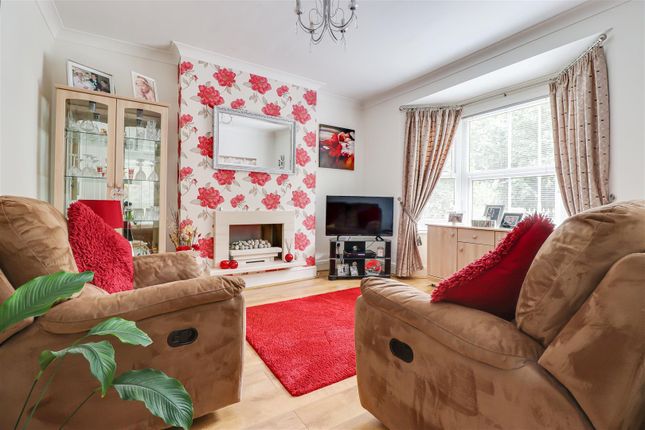 497, Rayleigh Road, Benfleet photo 3