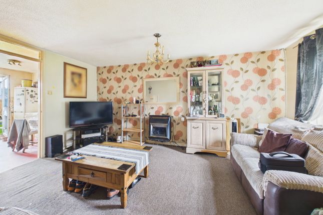 23, Tufthorn Close, Coleford photo 3