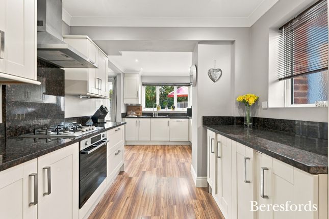 11, Freshwell Gardens, Brentwood photo 3
