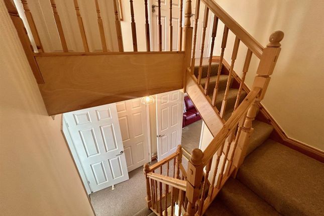 Town house for sale in Caneland Court, Waltham Abbey