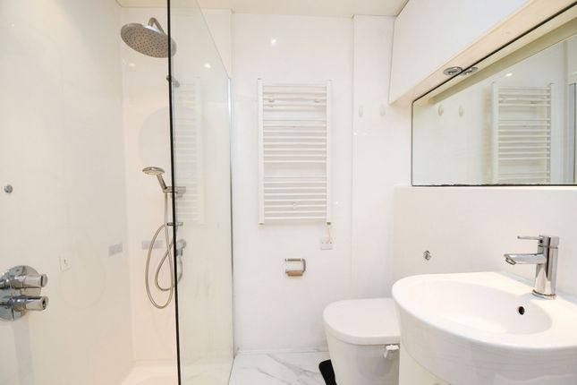 58 Reservoir Street, Salford photo 4