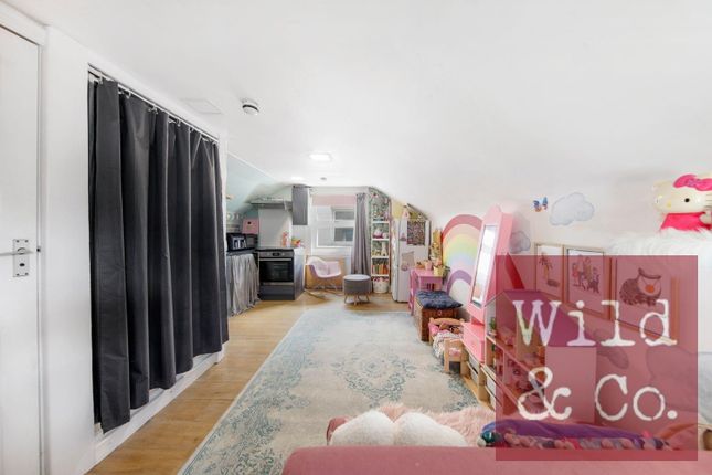 76 D, Amhurst Road, Hackney photo 4