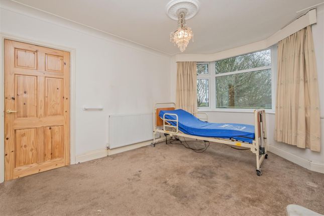78, Green Hill Lane, Leeds photo 2