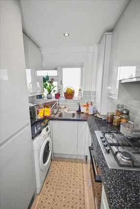 130, Thames Road, Chiswick photo 5