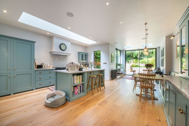 Thumbnail Terraced house for sale in Hillfield Road, London