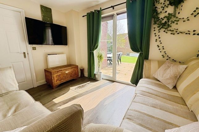 6 Coed Derw, Bridgend photo 4