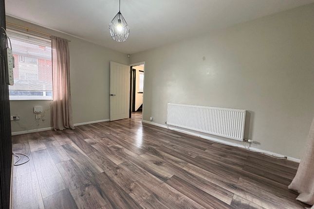 21 Whitehead Road, Manchester photo 4