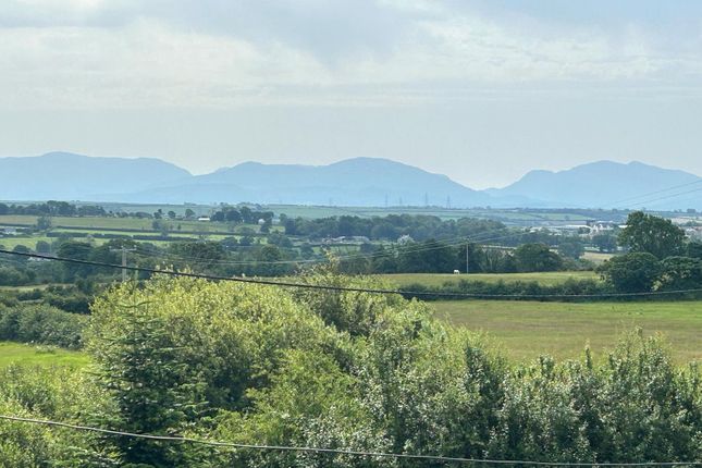 4 Tai Clwch,, Rhosmeirch, Isle of Anglesey photo 3