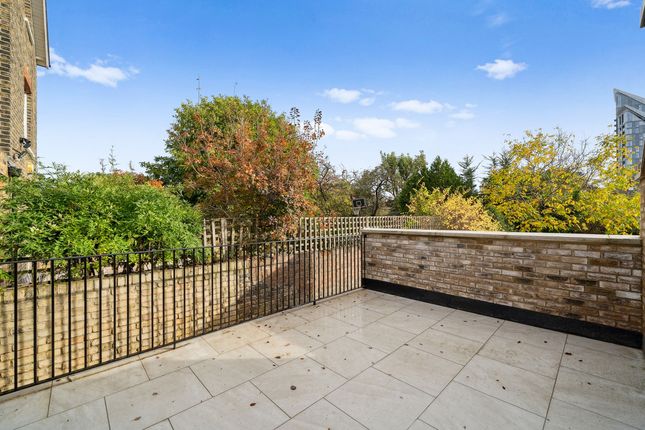 Flat 3, 63, Gordon Road, Ealing photo 2