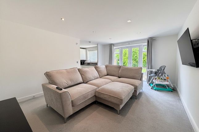 36 Folly View Grove, Ormskirk photo 4