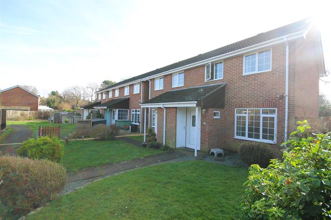End terrace house to rent in Samber Close, Lymington