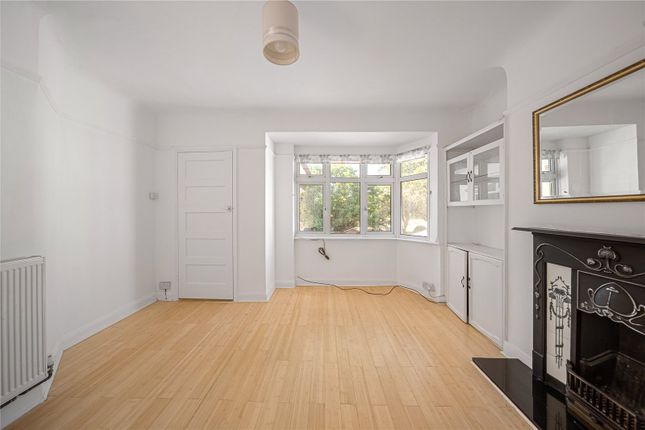 28a, Aboyne Drive, London photo 3