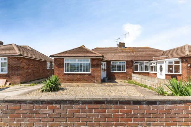 2-bed house on 36, Dove Crescent, Harwich, £245,000