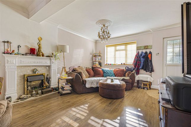 77, Lancelot Avenue, Kent photo 2