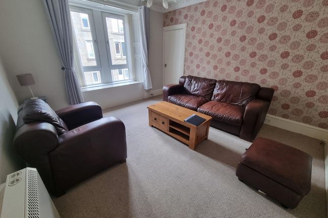 Thumbnail Flat to rent in 2/L, 192 Strathmartine Road, Dundee