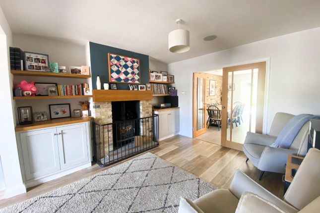 26, Davey Crescent, Great Shelford, Cambridge photo 4