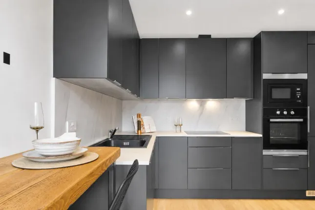 APARTMENT 8, BIRMINGHAM photo 4