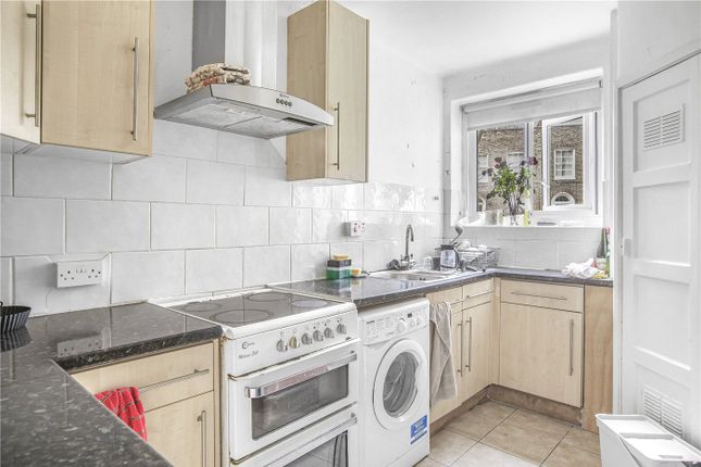 Flat 10, Southwood Court,, Wynyatt Street, London photo 2