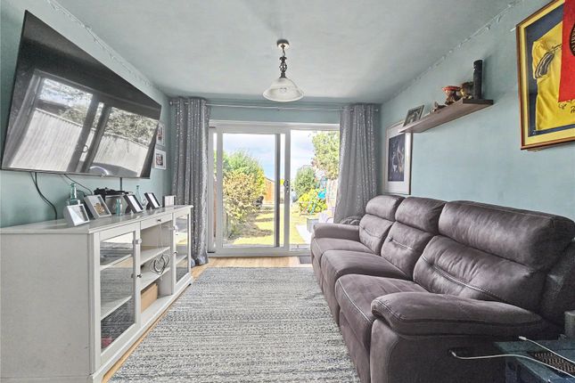 10, Pennys Meade, Ilminster photo 5