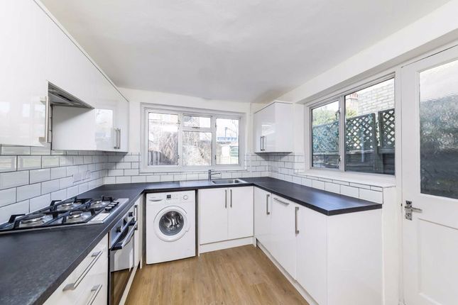 Terraced house to rent in Leverson Street, London