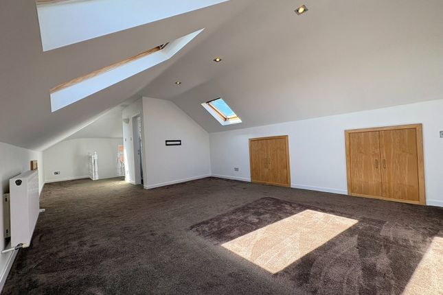 42, Lancing Drive, Aintree photo 3