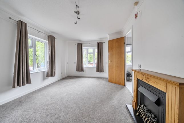 Raleigh Court,21, Polebarn Road, Trowbridge photo 3