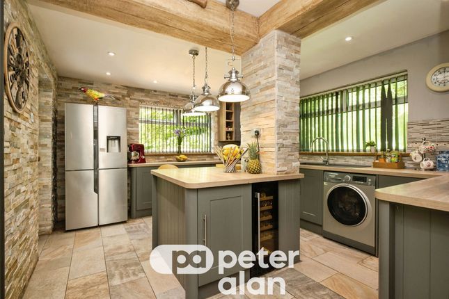 6, Oaks Close, NEWPORT photo 4