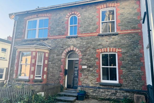 2-bed flat on Flat 1, Narberth, £795/mo