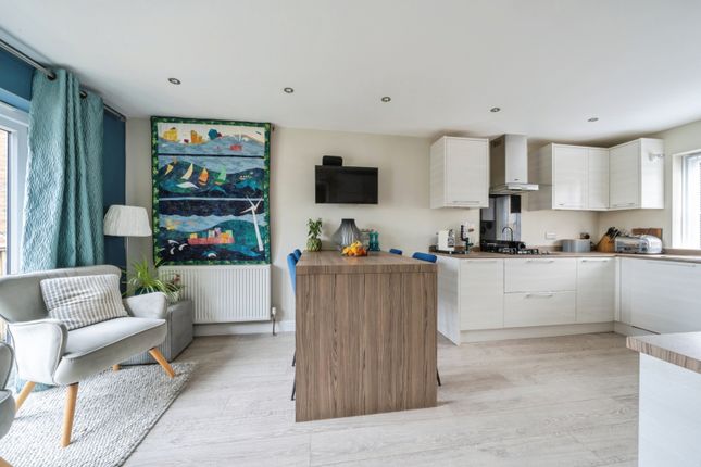 6, Rosemary Gardens, Etchingham photo 3