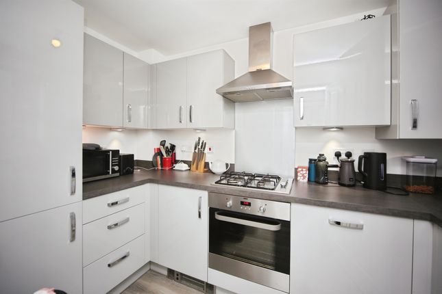6, Woodhead Road, Warwick photo 4