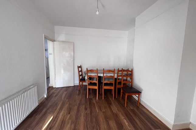 Thumbnail Terraced house to rent in Wall End Road, London