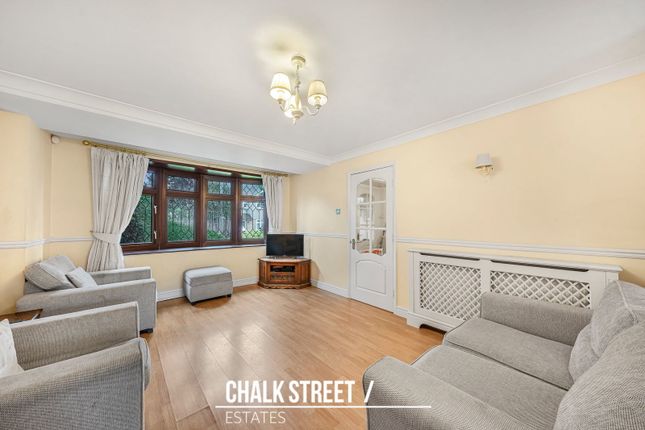 20, Berkshire Way, Hornchurch photo 2
